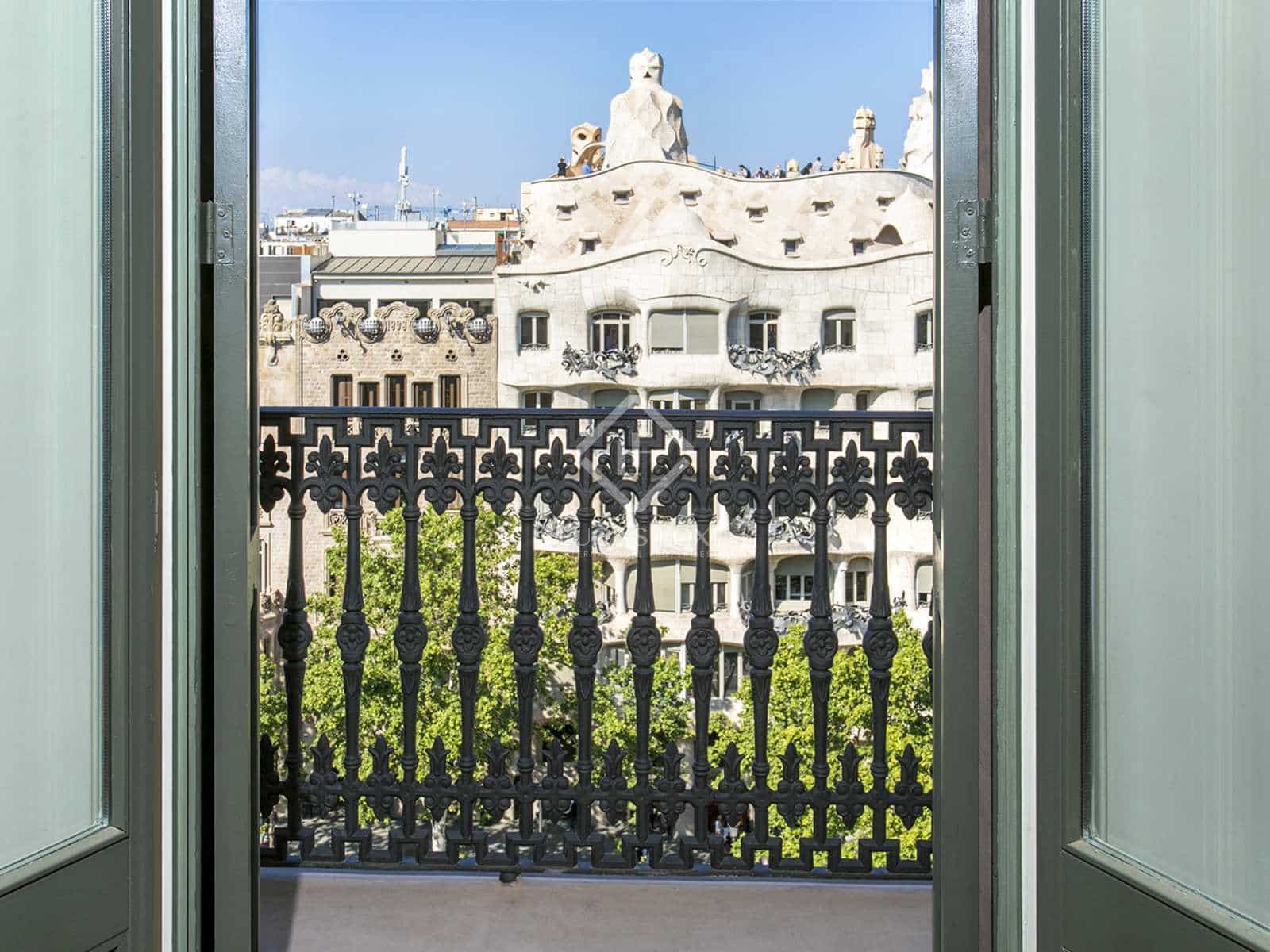 4 bedroom Apartment for rent in Barcelona city - € 7,000 (Ref: 7311417)