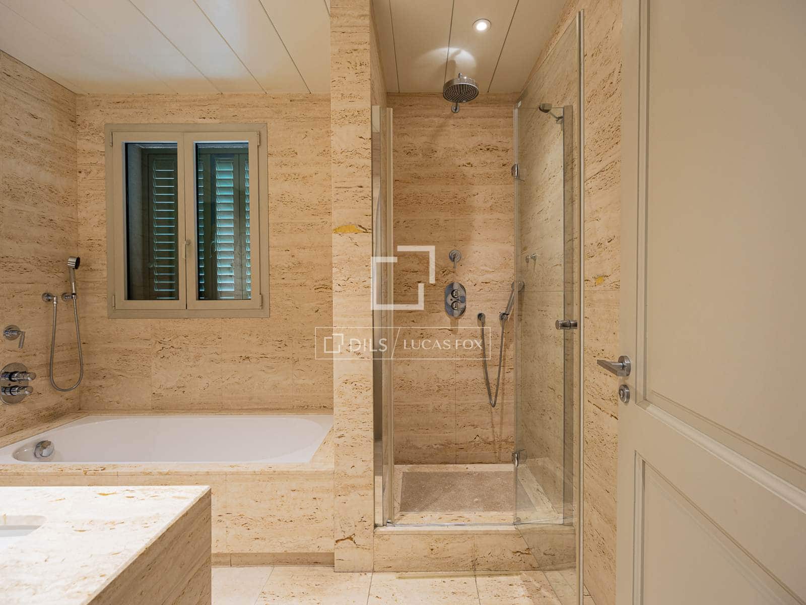 4 bedroom Apartment for rent in Barcelona city - € 7,000 (Ref: 7311417)