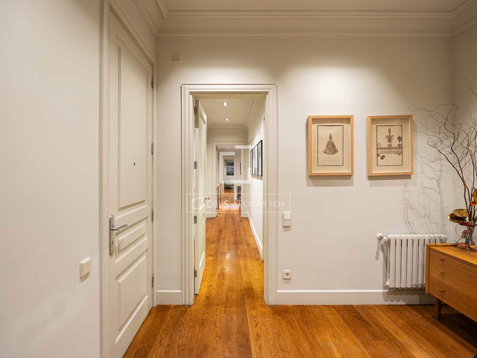 4 bedroom Apartment for rent in Barcelona city - € 7,000 (Ref: 7311417)