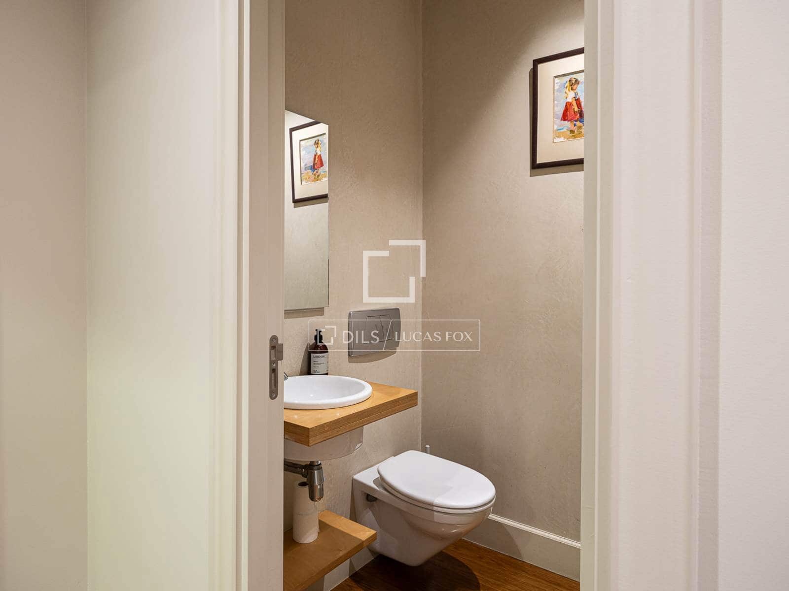 4 bedroom Apartment for rent in Barcelona city - € 7,000 (Ref: 7311417)