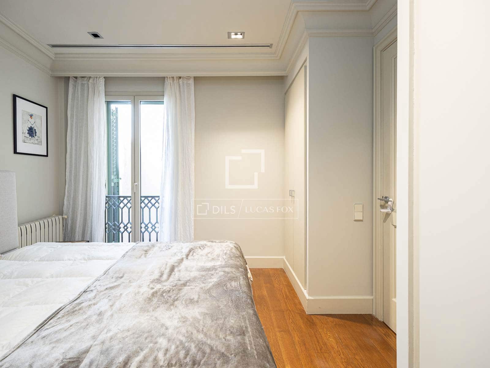 4 bedroom Apartment for rent in Barcelona city - € 7,000 (Ref: 7311417)