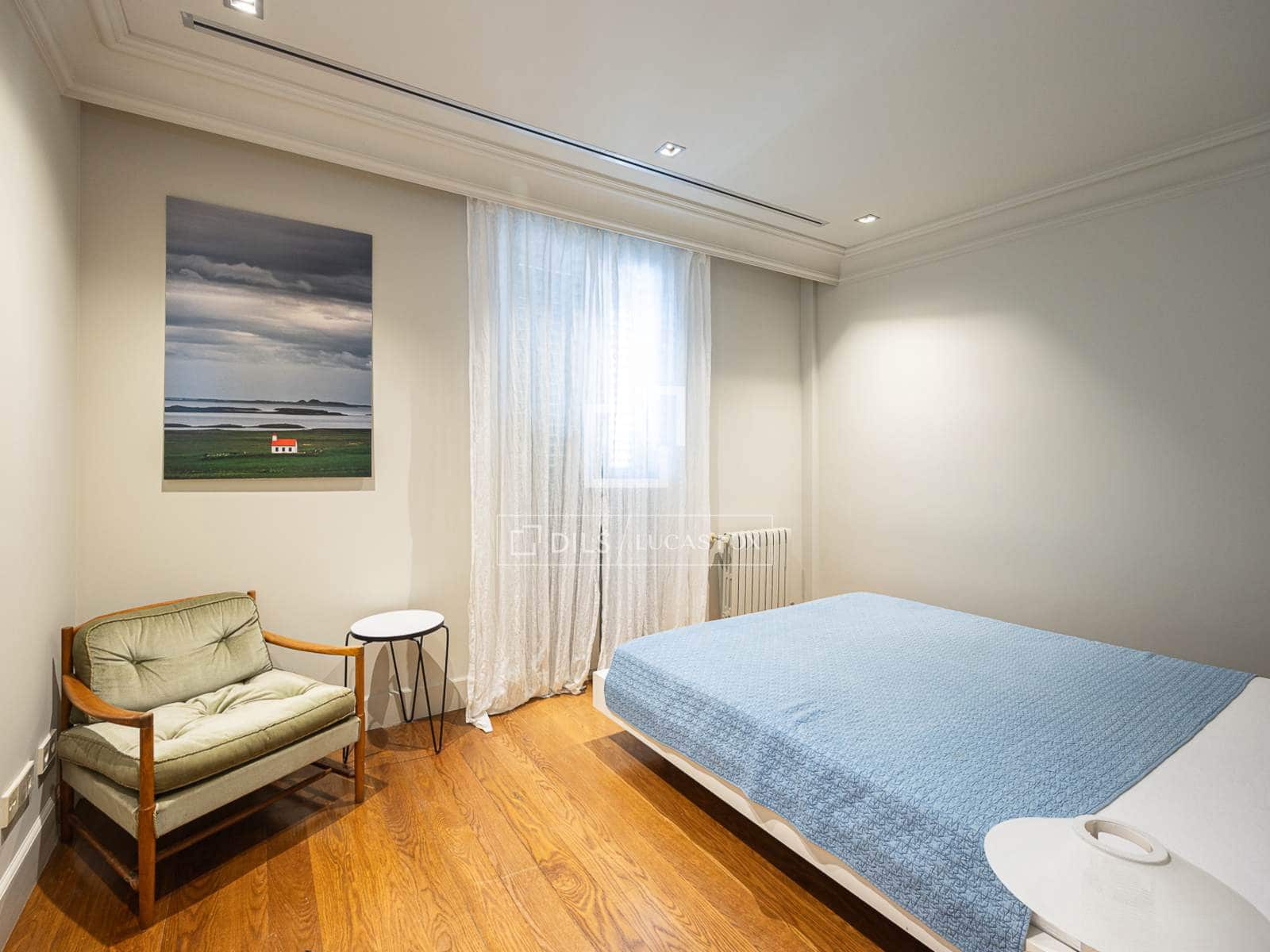 4 bedroom Apartment for rent in Barcelona city - € 7,000 (Ref: 7311417)