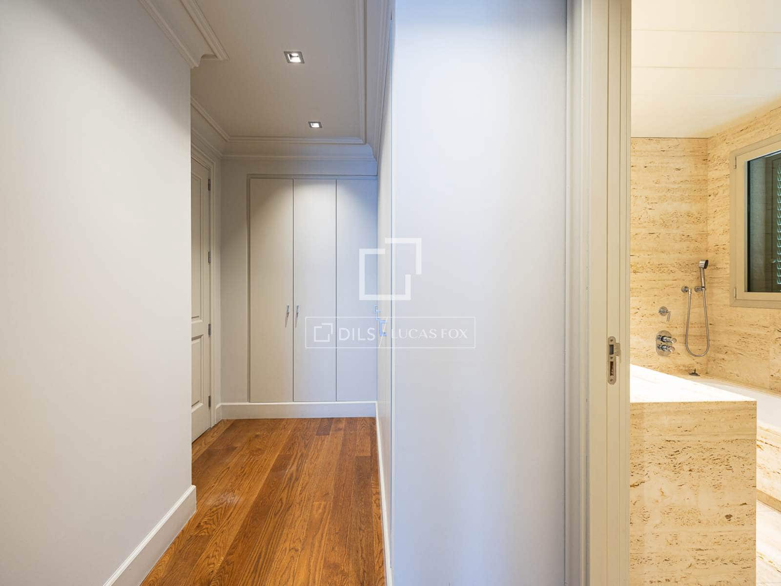 4 bedroom Apartment for rent in Barcelona city - € 7,000 (Ref: 7311417)