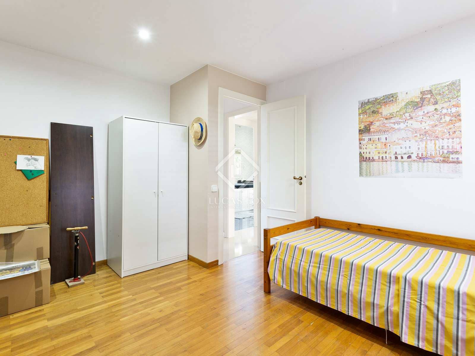 4 bedroom Villa for rent in Castelldefels with pool - € 3,500 (Ref: 7311419)