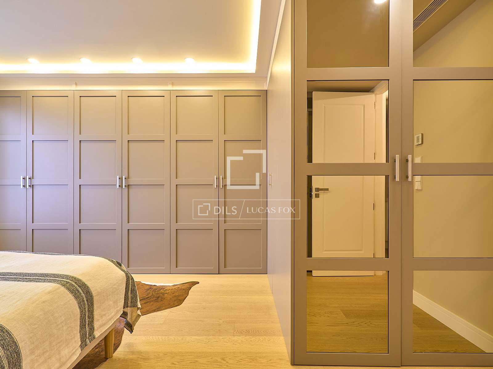 3 sypialnia Apartament do wynajęcia w Miasto Walencja - 3 800 € (Ref: 7321513)