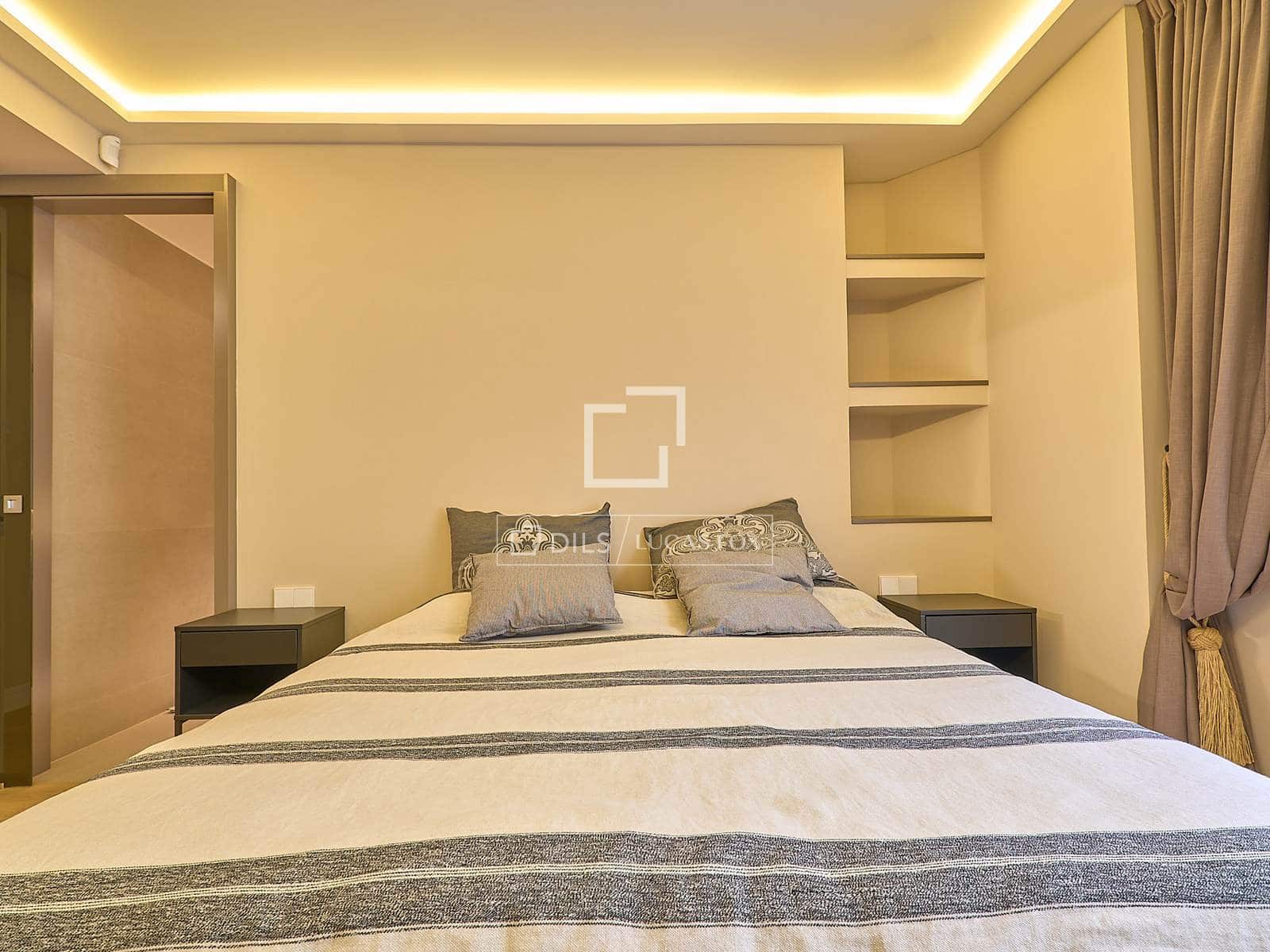 3 sypialnia Apartament do wynajęcia w Miasto Walencja - 3 800 € (Ref: 7321513)