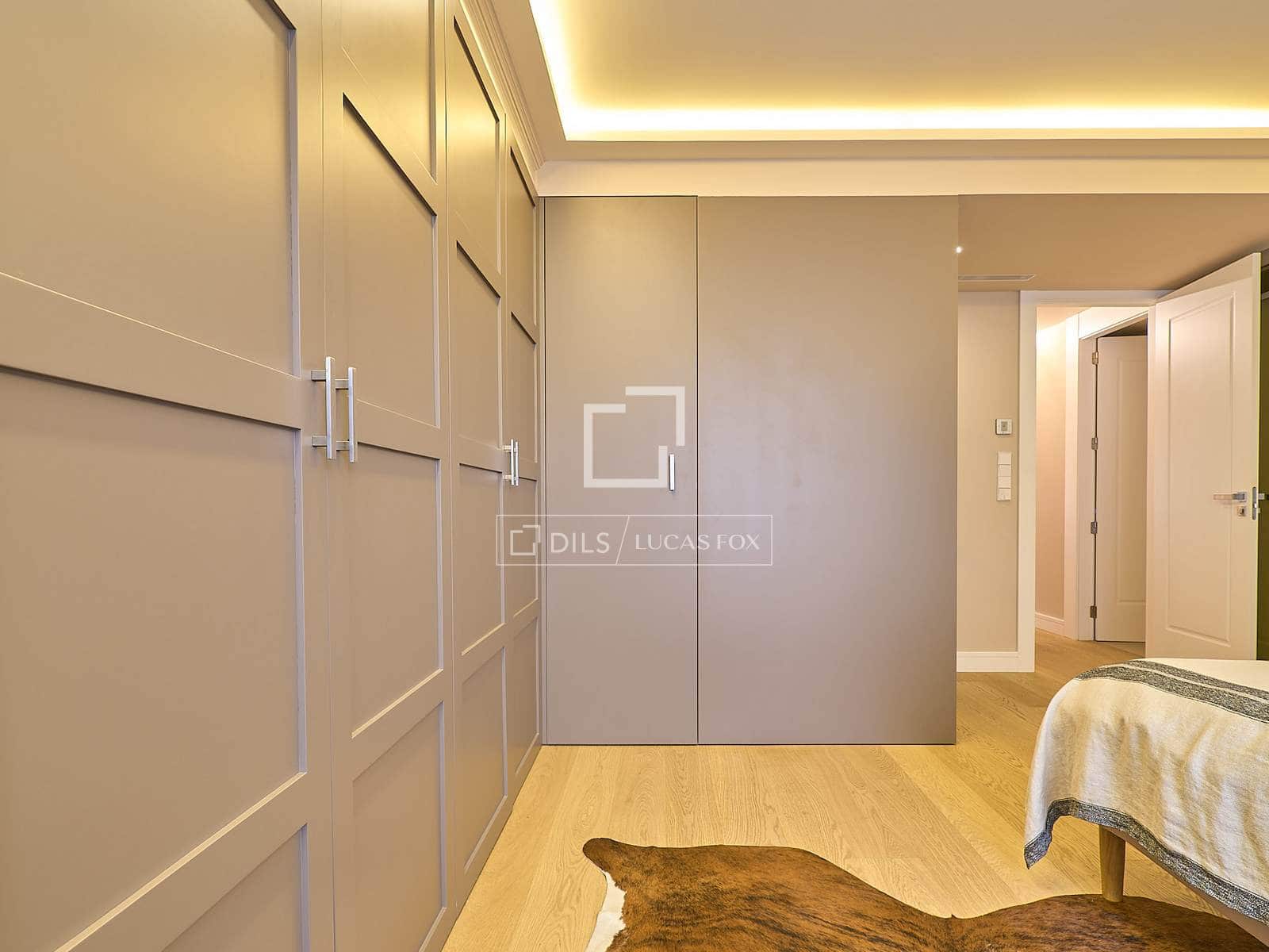 3 sypialnia Apartament do wynajęcia w Miasto Walencja - 3 800 € (Ref: 7321513)