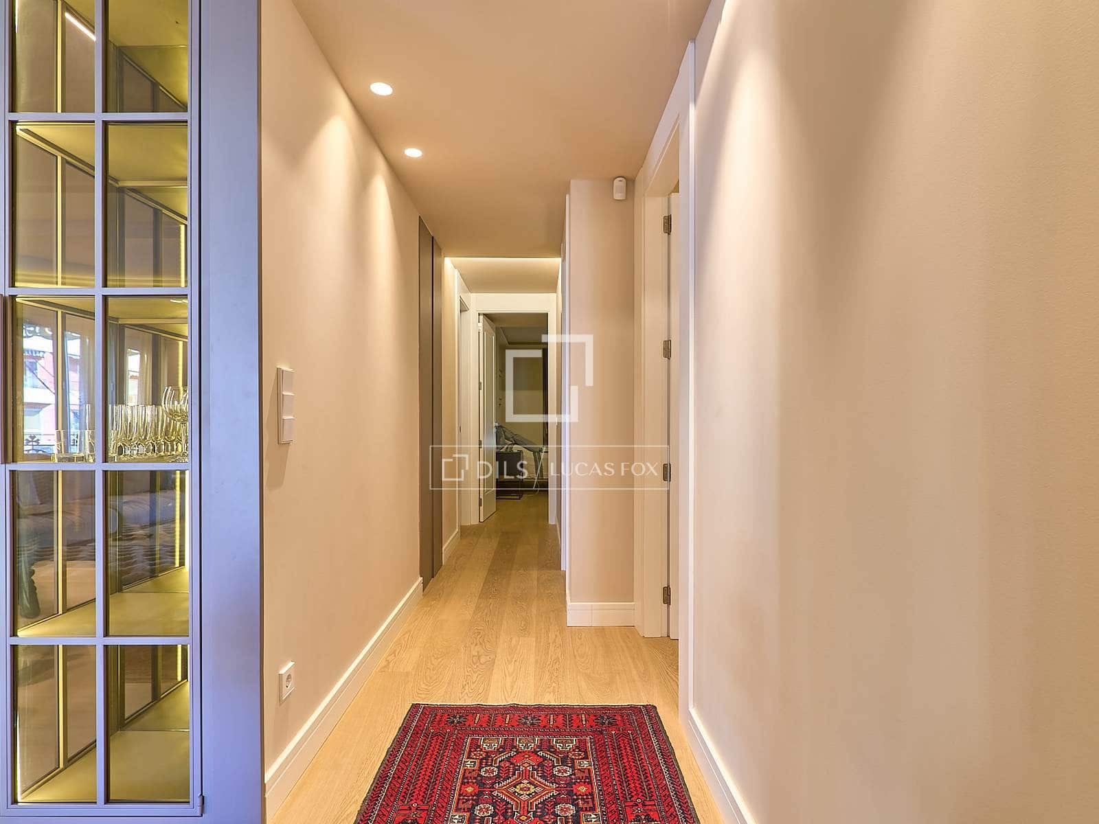 3 sypialnia Apartament do wynajęcia w Miasto Walencja - 3 800 € (Ref: 7321513)