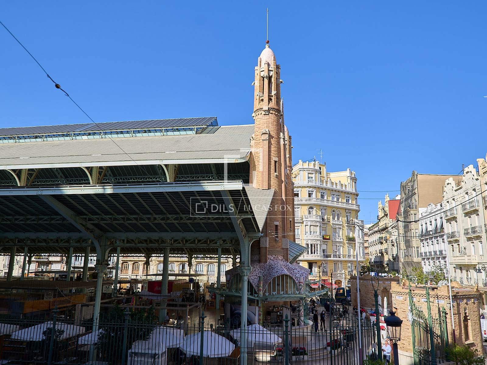 3 sypialnia Apartament do wynajęcia w Miasto Walencja - 3 800 € (Ref: 7321513)