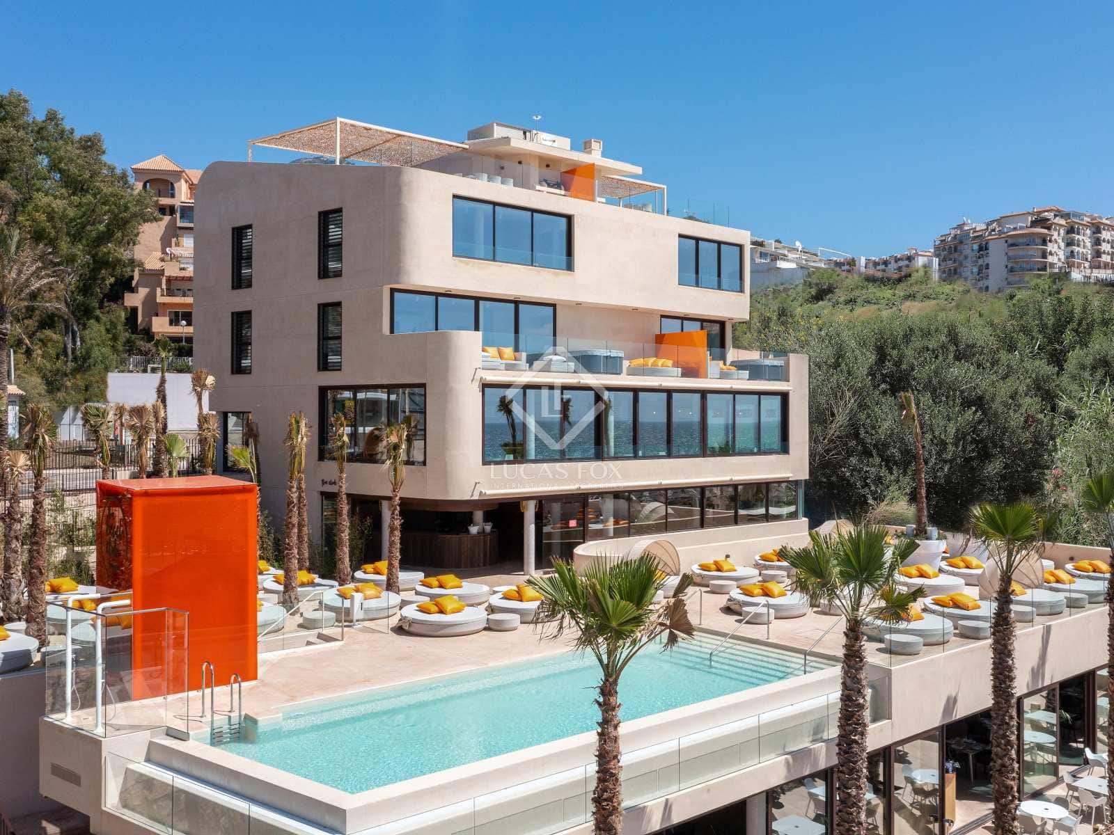 2 slaapkamer Penthouse te koop in Fuengirola met zwembad garage - € 1.190.000 (Ref: 7327139)