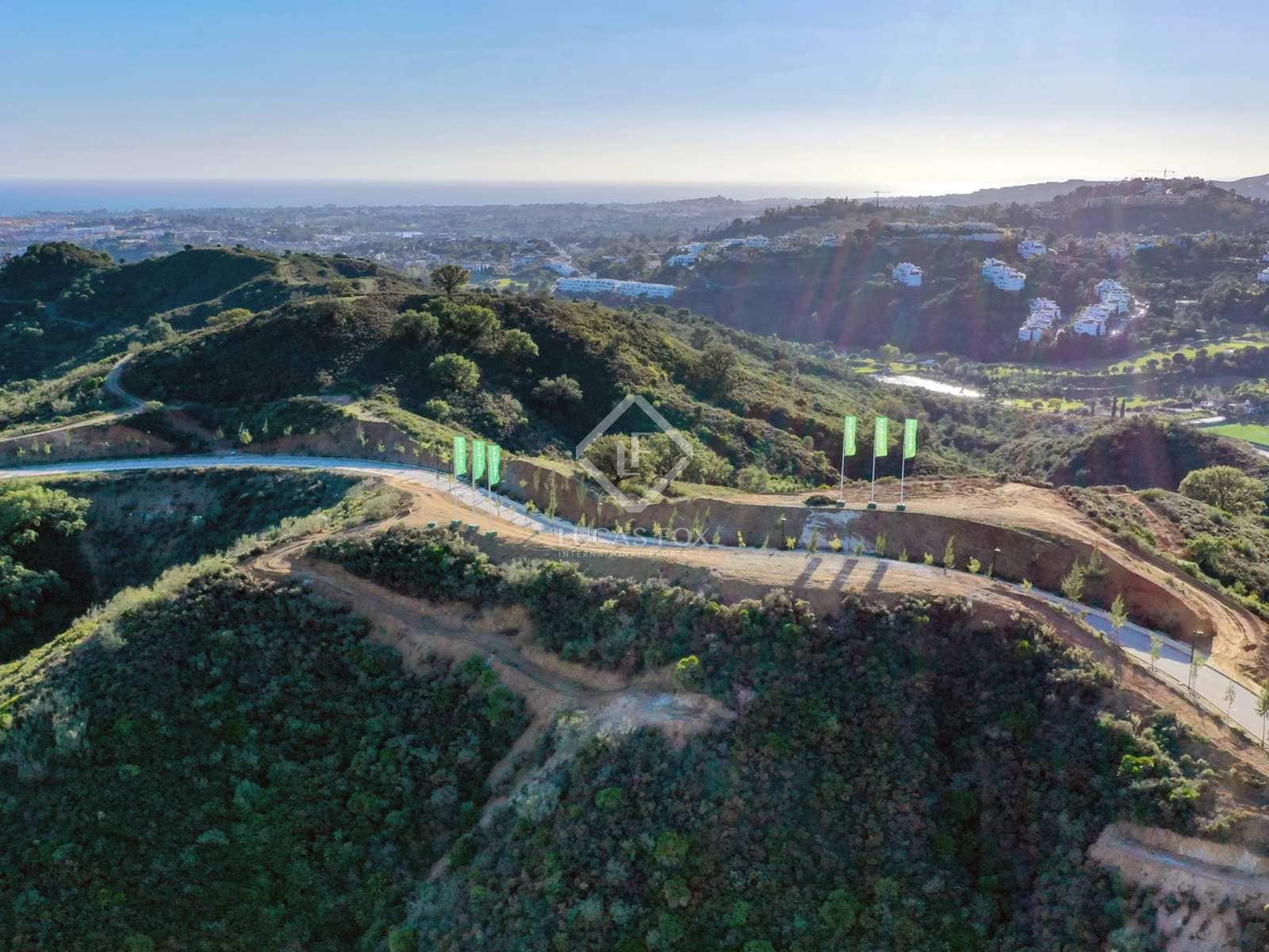 3 bedroom Apartment for sale in Benahavis with pool garage - € 1,450,000 (Ref: 7332322)