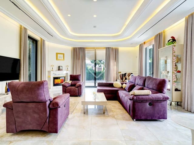 5 sypialnia Willa na sprzedaż w Cambrils z basenem garażem - 3 200 000 € (Ref: 7332323)