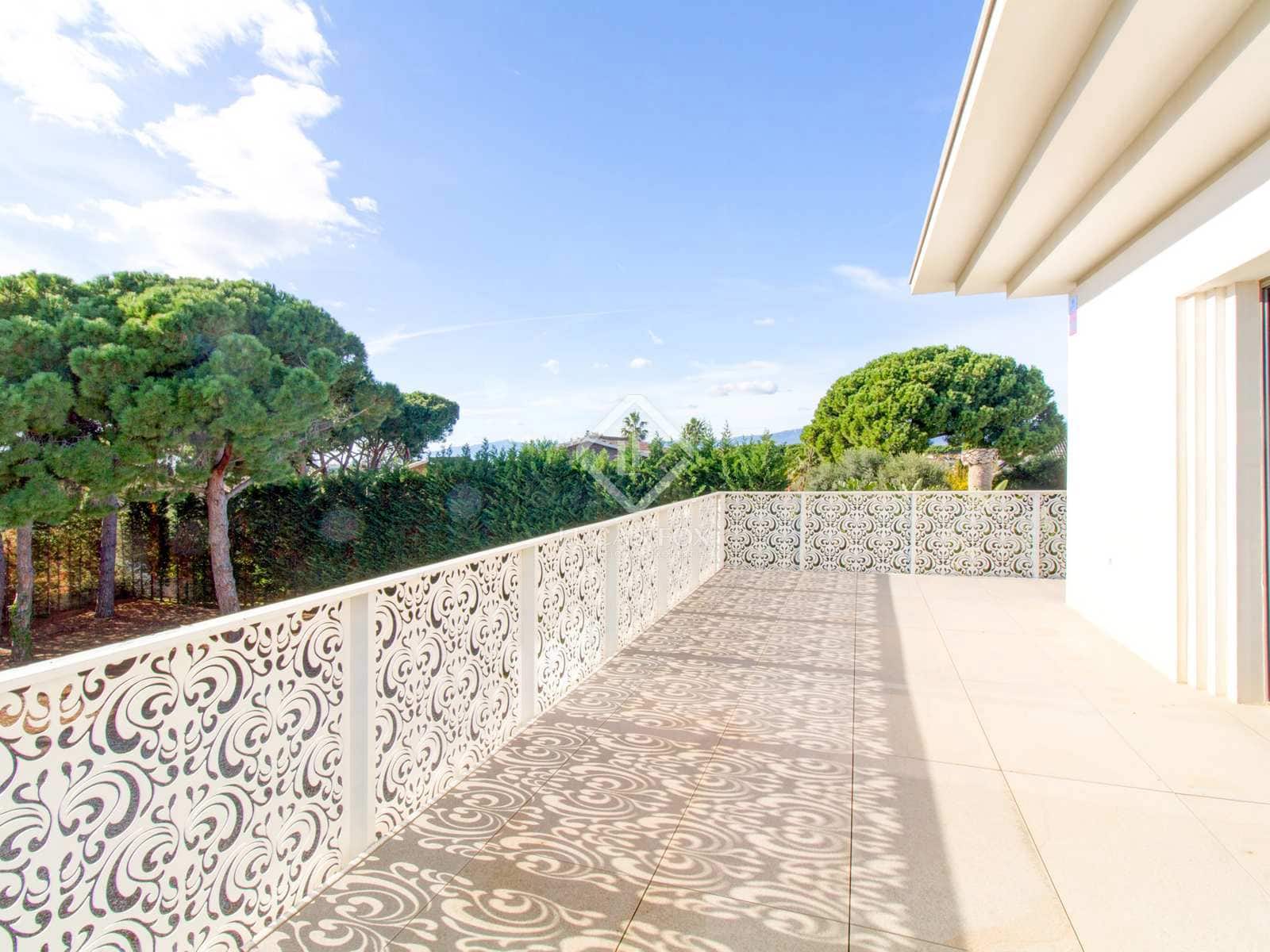 5 soverom Villa til salgs i Cambrils med svømmebasseng garasje - € 3 200 000 (Ref: 7332323)