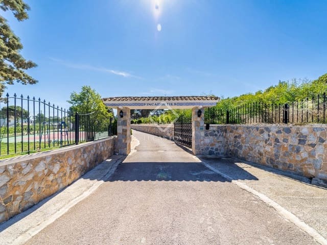 11 bedroom Villa for sale in Monóvar / Monóver with pool garage - € 7,000,000 (Ref: 7341940)