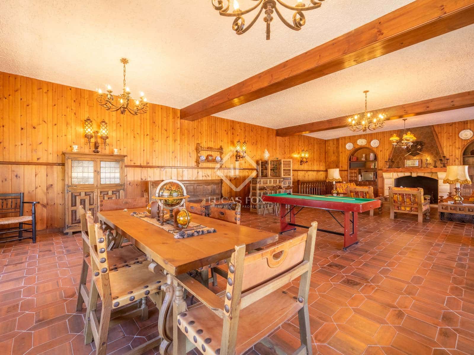 11 bedroom Villa for sale in Monovar / Monover with pool garage - € 7,000,000 (Ref: 7341940)