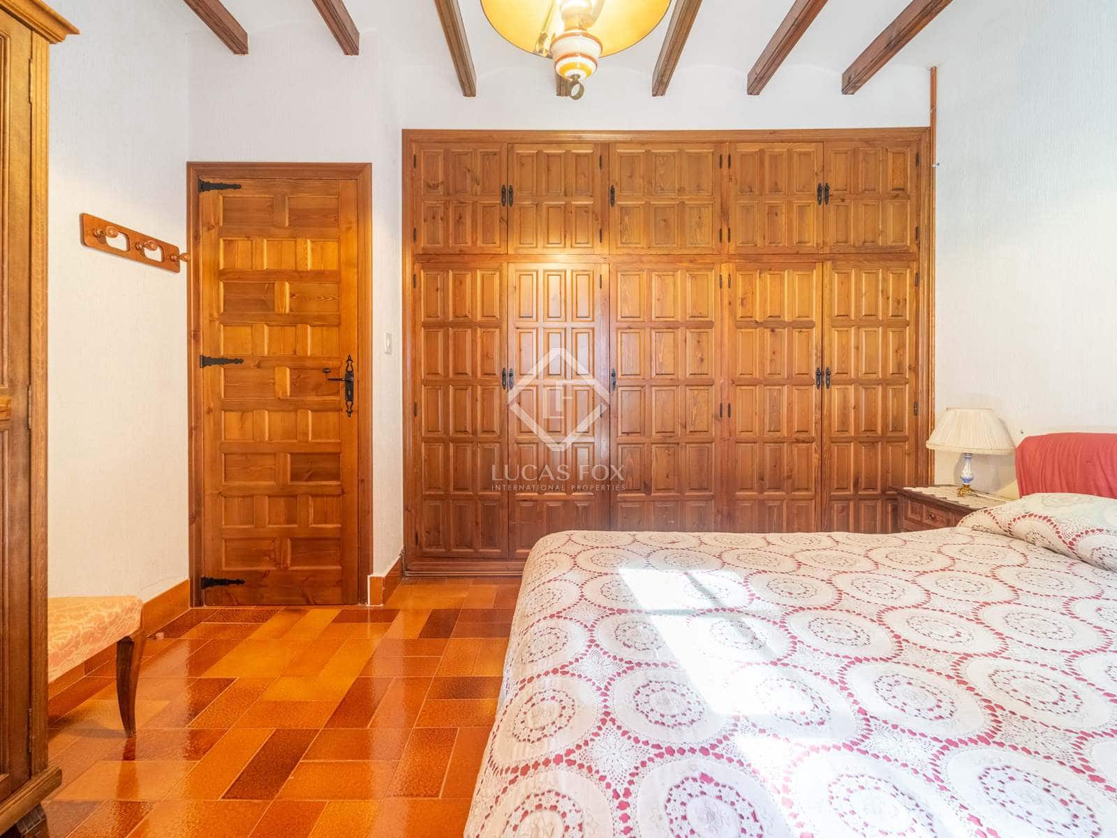 11 bedroom Villa for sale in Monovar / Monover with pool garage - € 7,000,000 (Ref: 7341940)