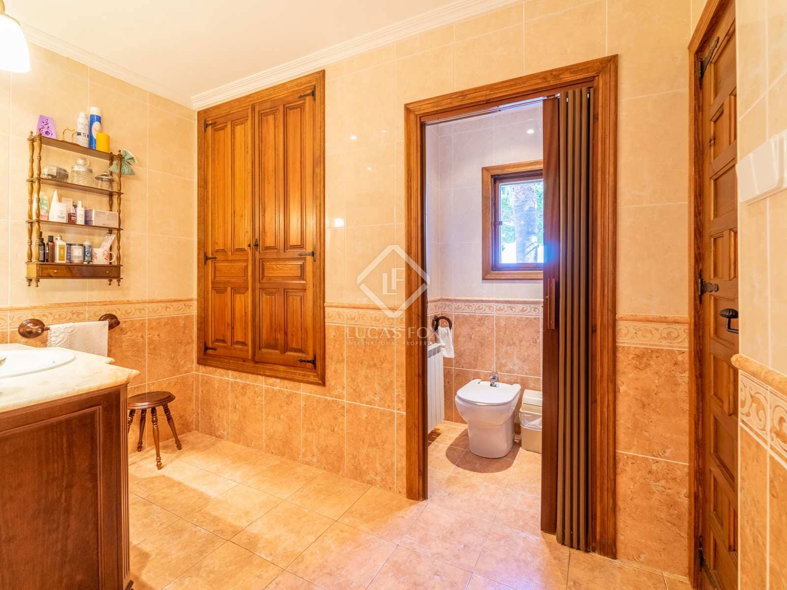 11 bedroom Villa for sale in Monovar / Monover with pool garage - € 7,000,000 (Ref: 7341940)