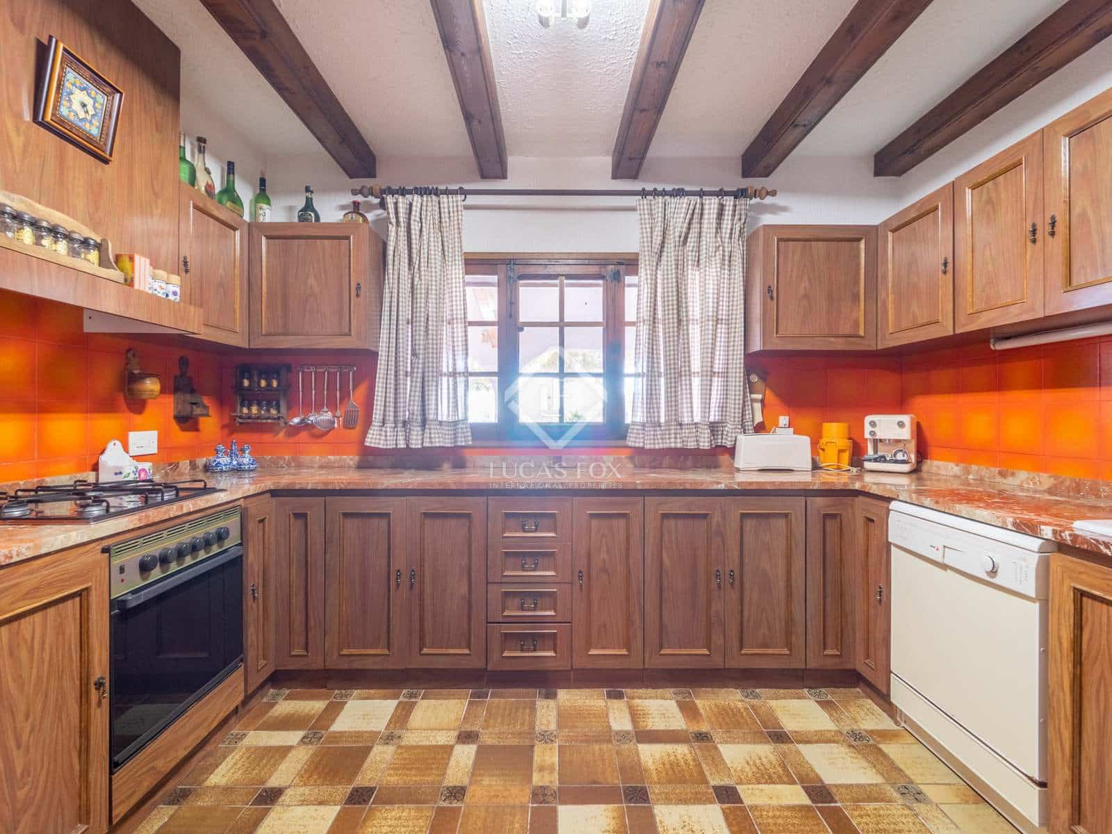 11 bedroom Villa for sale in Monovar / Monover with pool garage - € 7,000,000 (Ref: 7341940)