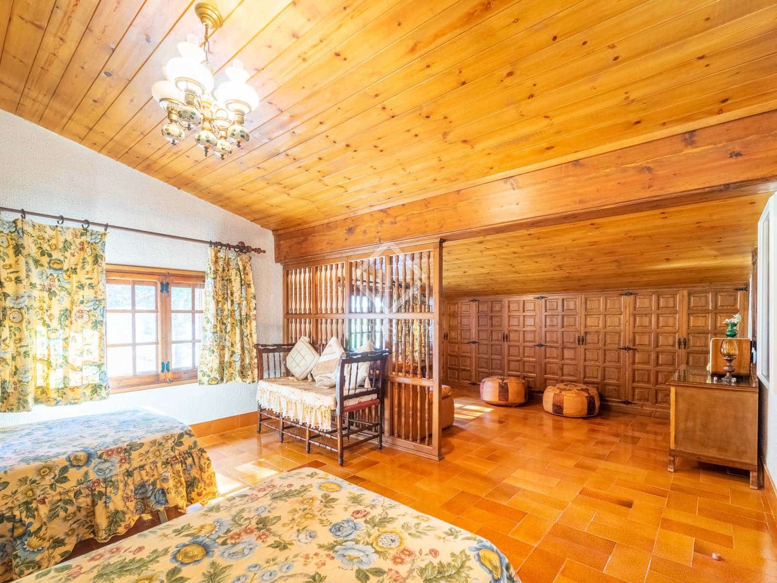 11 bedroom Villa for sale in Monovar / Monover with pool garage - € 7,000,000 (Ref: 7341940)