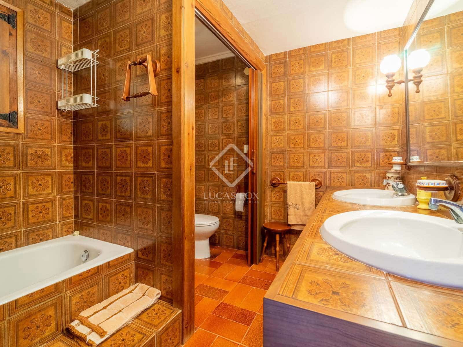 11 bedroom Villa for sale in Monovar / Monover with pool garage - € 7,000,000 (Ref: 7341940)