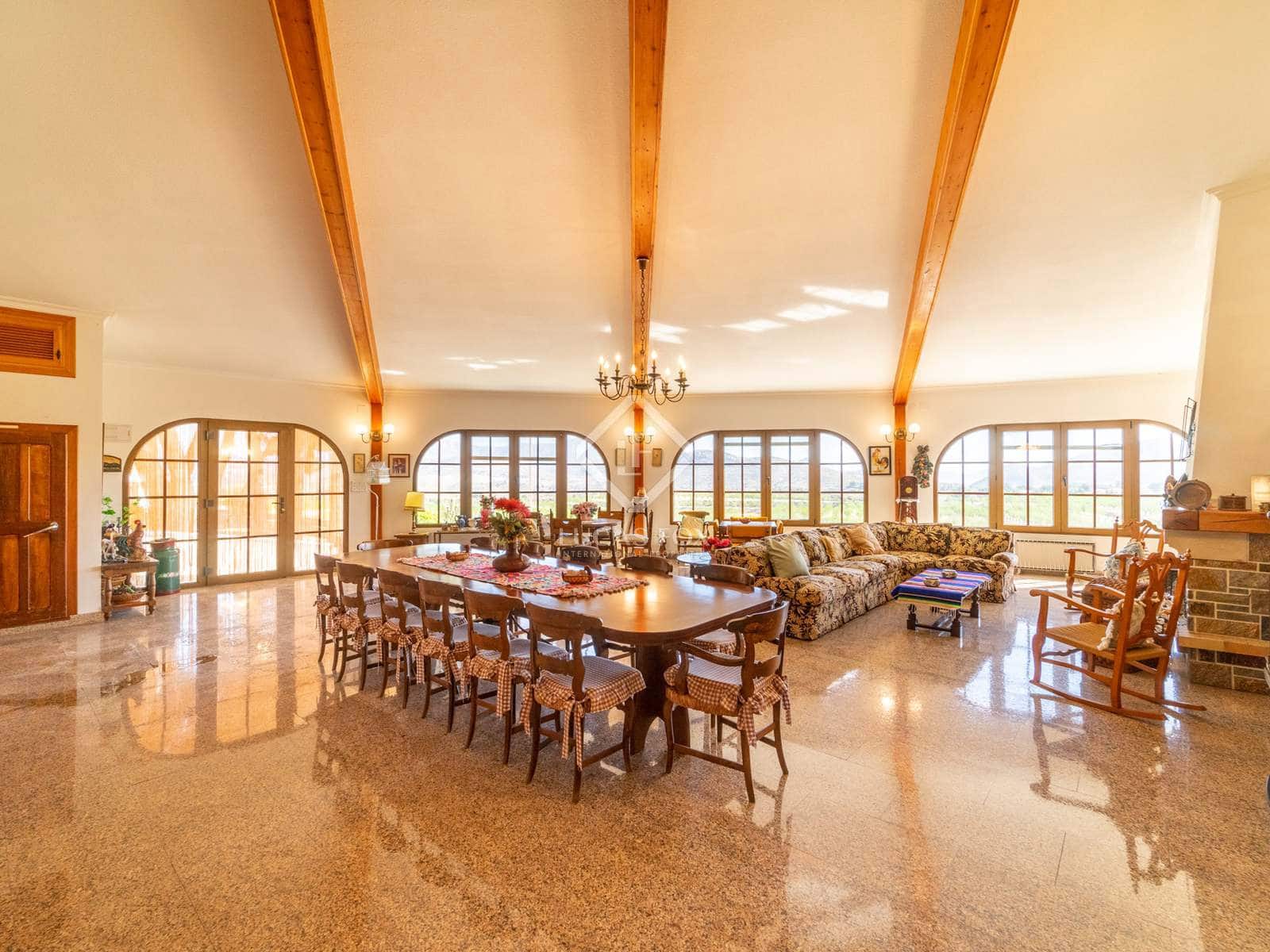 11 bedroom Villa for sale in Monovar / Monover with pool garage - € 7,000,000 (Ref: 7341940)