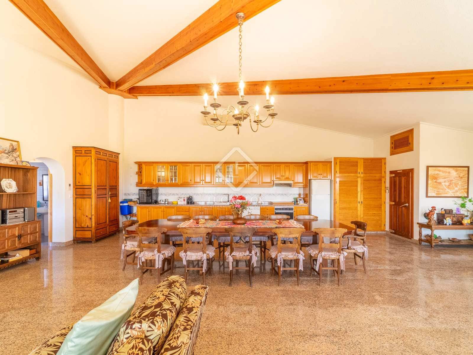 11 bedroom Villa for sale in Monovar / Monover with pool garage - € 7,000,000 (Ref: 7341940)