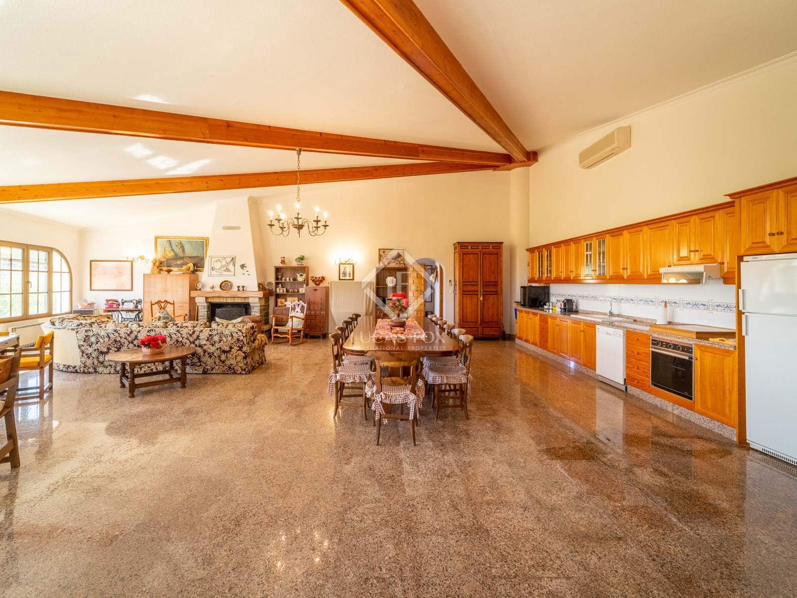 11 bedroom Villa for sale in Monovar / Monover with pool garage - € 7,000,000 (Ref: 7341940)