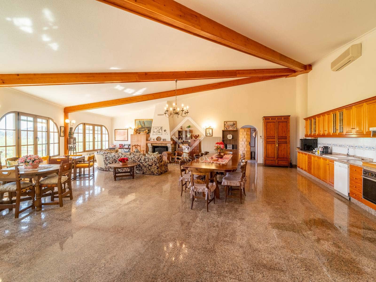 11 bedroom Villa for sale in Monovar / Monover with pool garage - € 7,000,000 (Ref: 7341940)