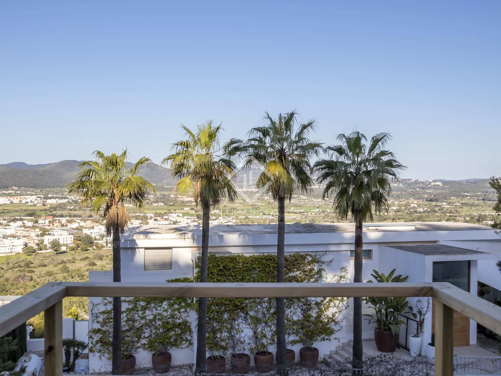 Building Plot for sale in Santa Eulalia / Santa Eularia - € 2,340,000 (Ref: 7341970)