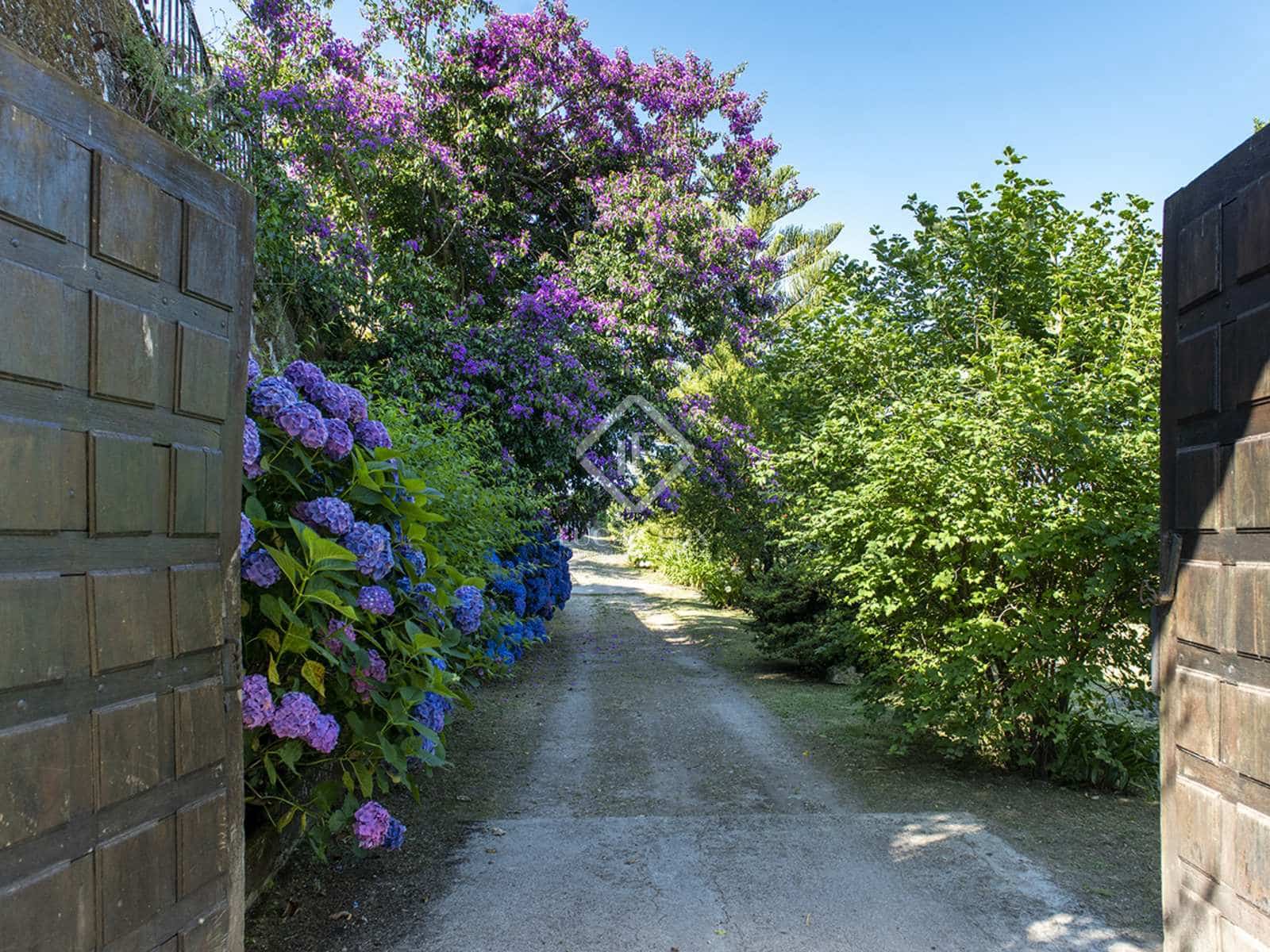 5 soveværelse Finca/Landehus til salg i Mos med garage - € 1.800.000 (Ref: 7341974)