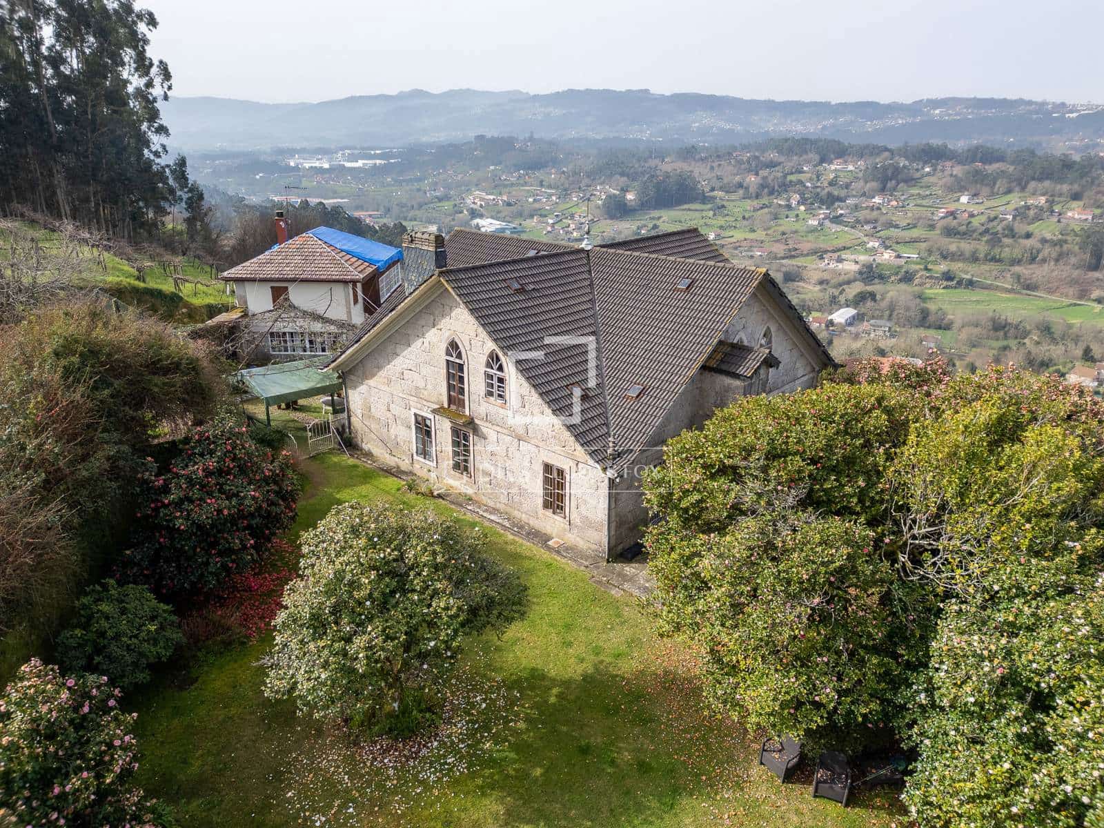 Finca/Casa Rural de 5 habitaciones en Mos en venta con garaje - 1.800.000 € (Ref: 7341974)