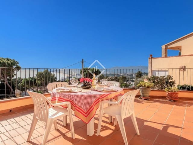 5 camera da letto Villa in vendita in Castell d'Aro, Castell-Platja d'Aro con garage - 790.000 € (Rif: 7341995)
