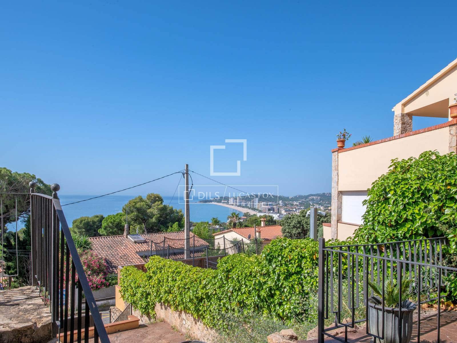 5 bedroom Villa for sale in Castell d'Aro with garage - € 700,000 (Ref: 7341995)