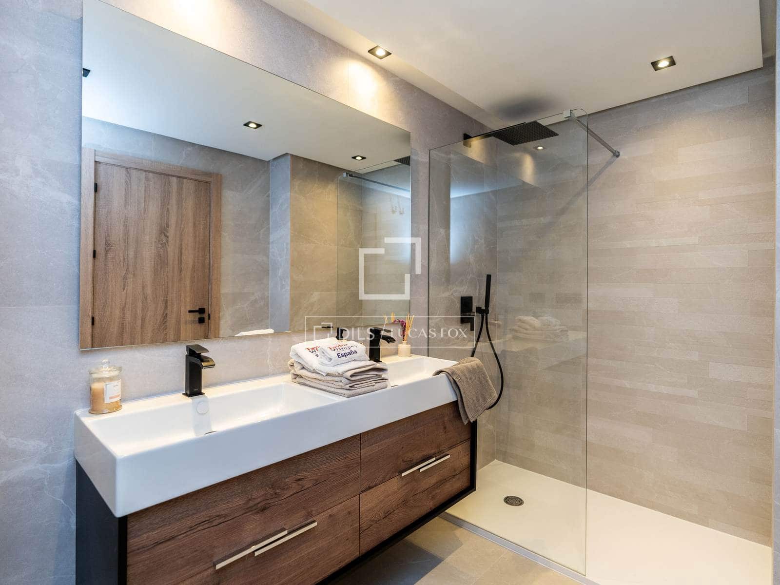 3 bedroom Penthouse for sale in Istan with pool garage - € 580,000 (Ref: 7341998)