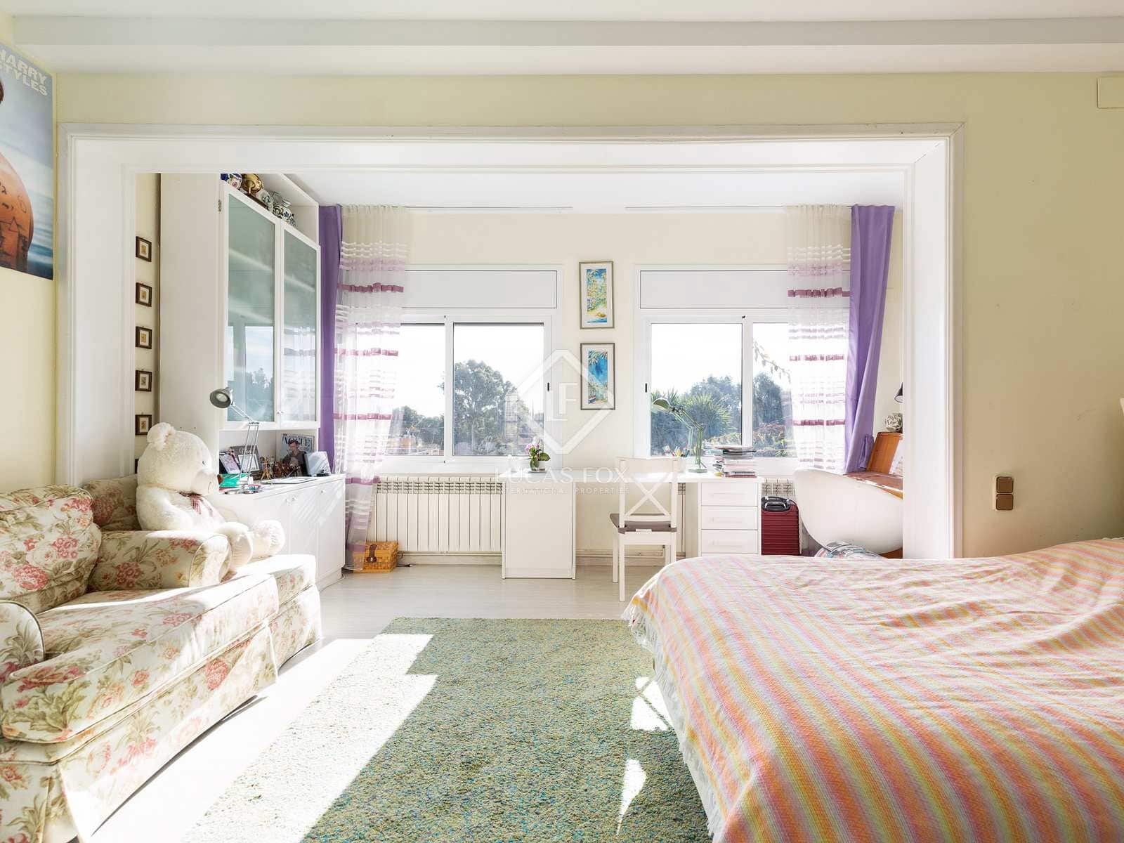 6 chambre Villa/Maison à vendre à Castelldefels avec piscine garage - 1 150 000 € (Ref: 7358574)