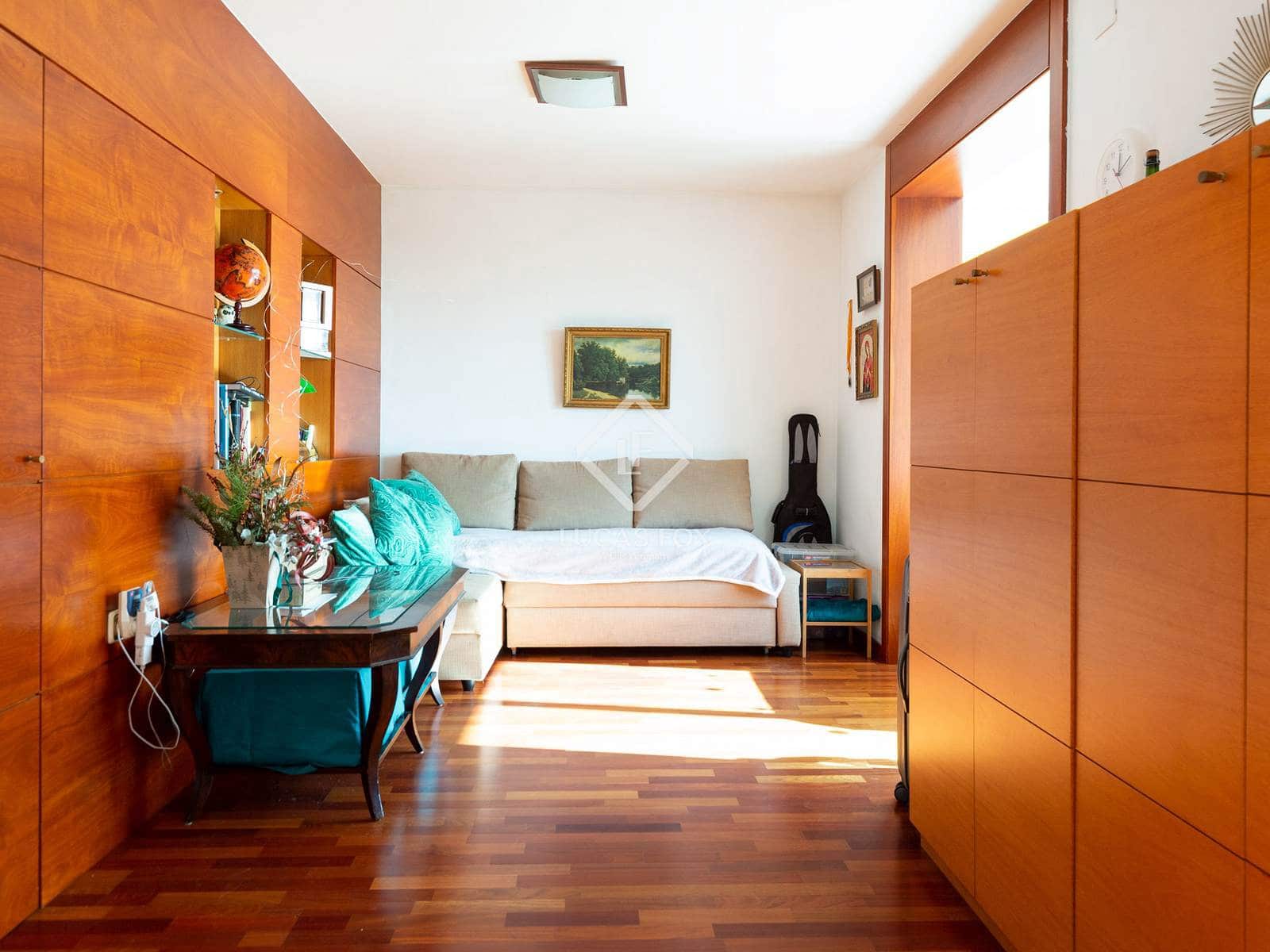 6 chambre Villa/Maison à vendre à Castelldefels avec piscine garage - 1 150 000 € (Ref: 7358574)