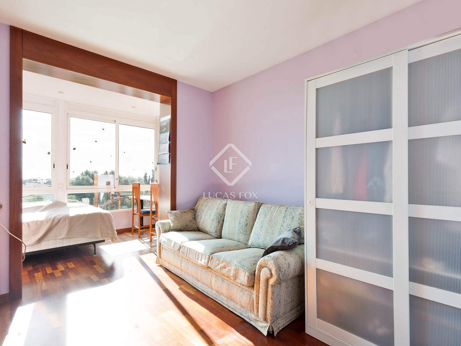 6 chambre Villa/Maison à vendre à Castelldefels avec piscine garage - 1 150 000 € (Ref: 7358574)