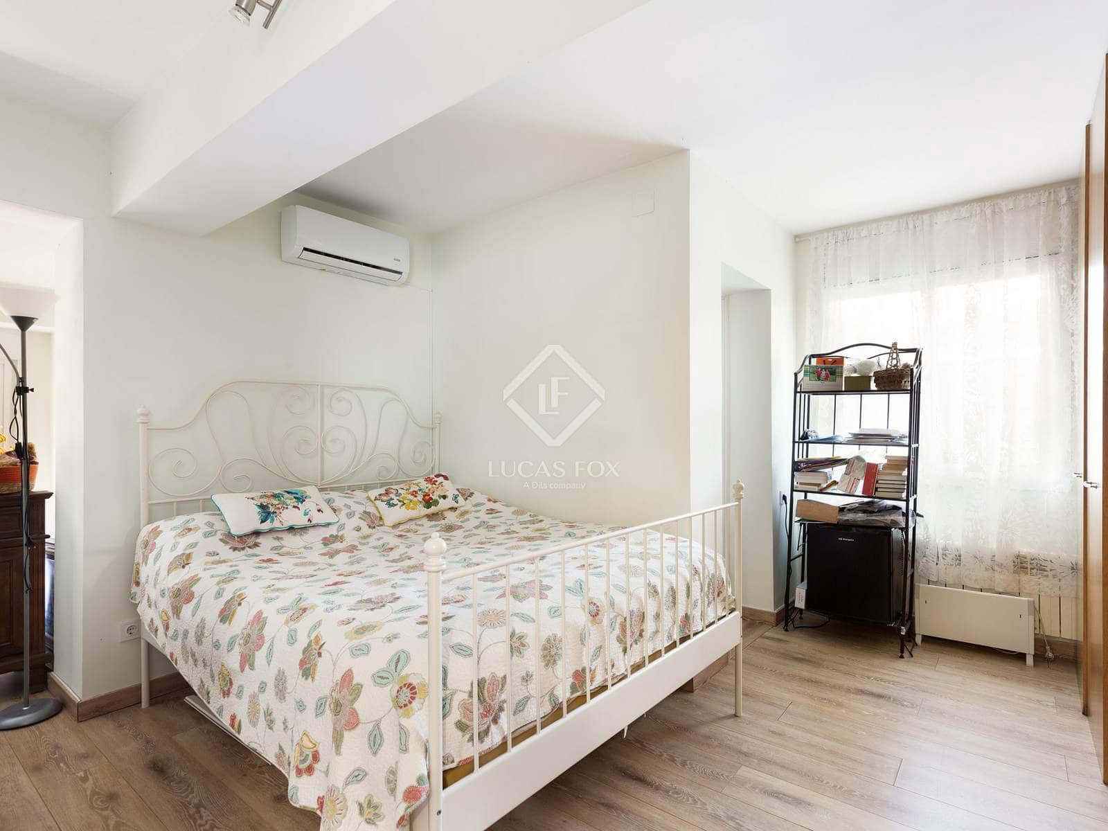 6 chambre Villa/Maison à vendre à Castelldefels avec piscine garage - 1 150 000 € (Ref: 7358574)