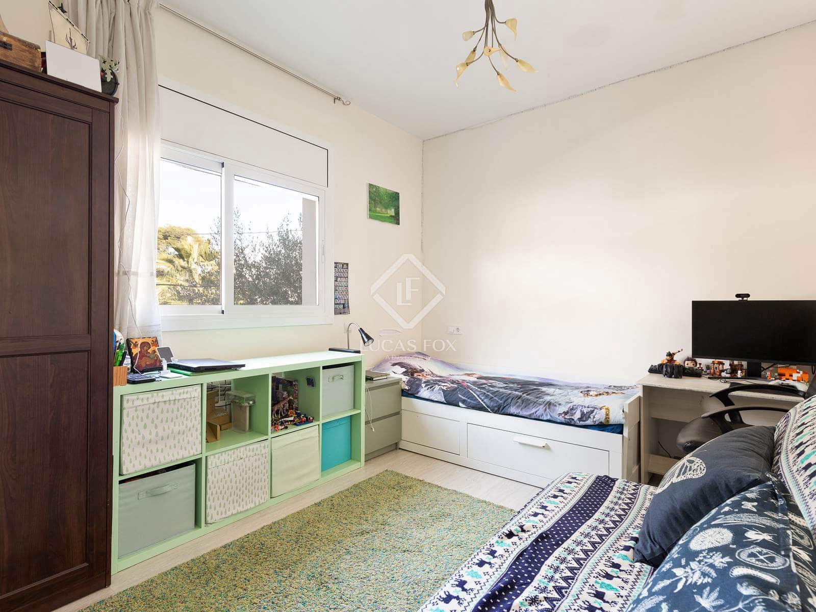 6 chambre Villa/Maison à vendre à Castelldefels avec piscine garage - 1 150 000 € (Ref: 7358574)