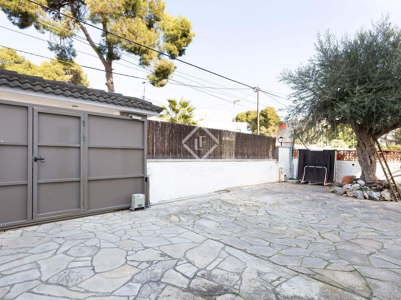 6 chambre Villa/Maison à vendre à Castelldefels avec piscine garage - 1 150 000 € (Ref: 7358574)