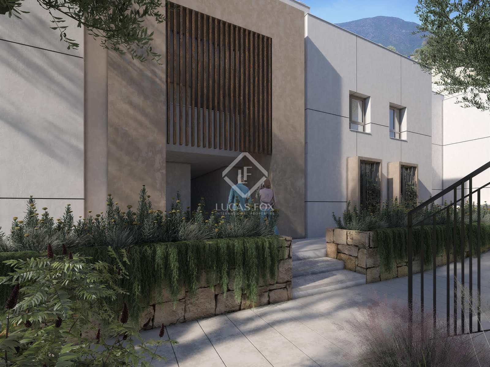 3 sypialnia Penthouse na sprzedaż w Istan z basenem garażem - 570 000 € (Ref: 7358592)