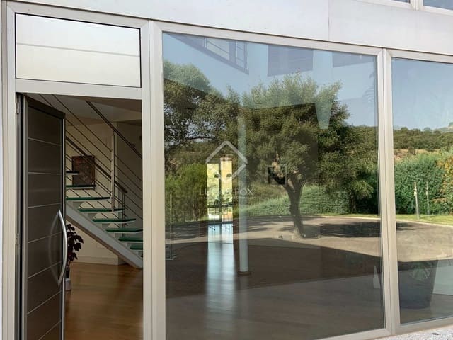 5 bedroom Villa for sale in Las Rozas de Madrid with pool garage - € 2,150,000 (Ref: 7358603)