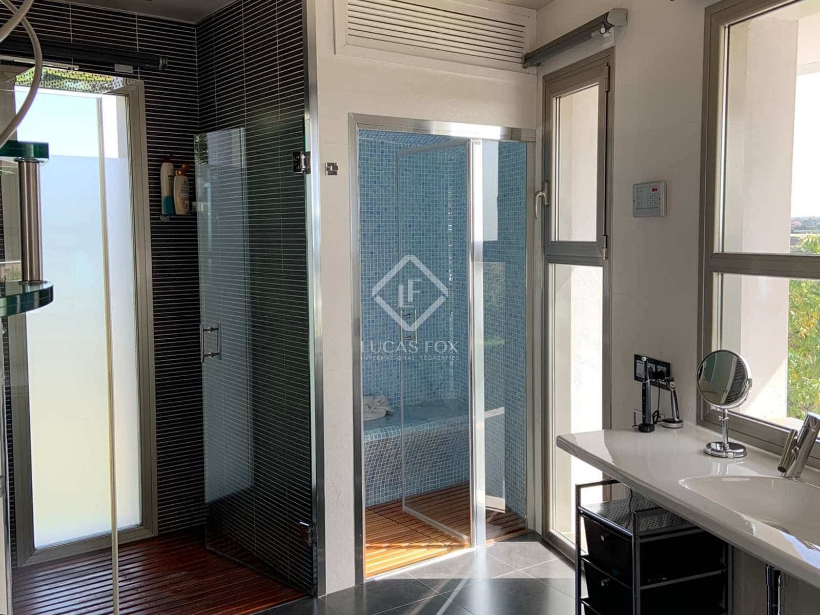 5 soveværelse Villa til salg i Las Rozas de Madrid med swimmingpool garage - € 2.150.000 (Ref: 7358603)