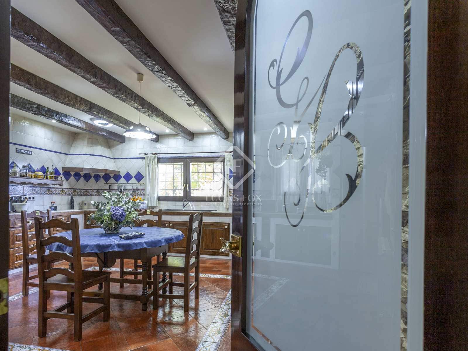 4 soverom Villa til salgs i Pucol med svømmebasseng garasje - € 1 100 000 (Ref: 7358609)