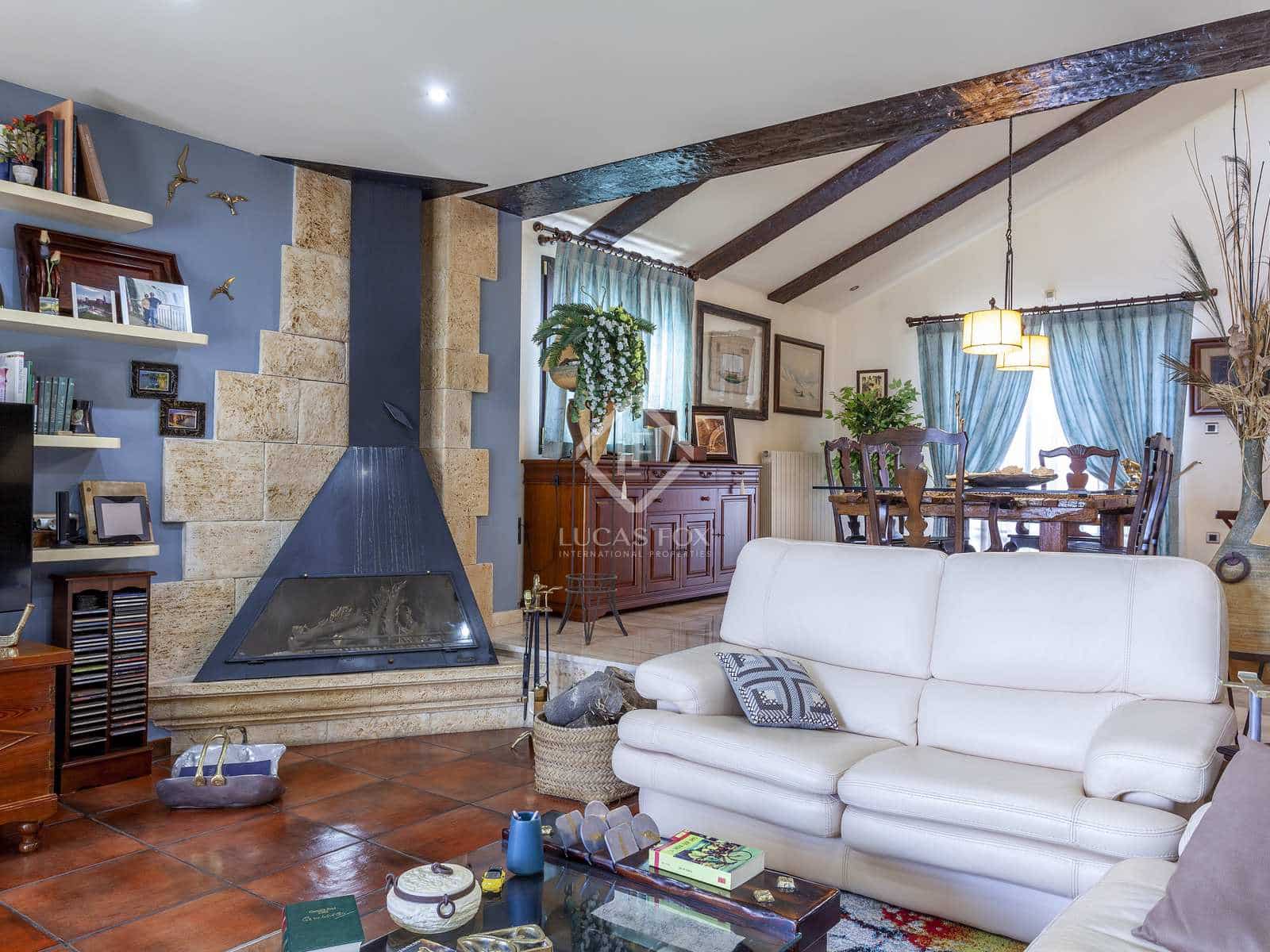 4 soverom Villa til salgs i Pucol med svømmebasseng garasje - € 1 100 000 (Ref: 7358609)