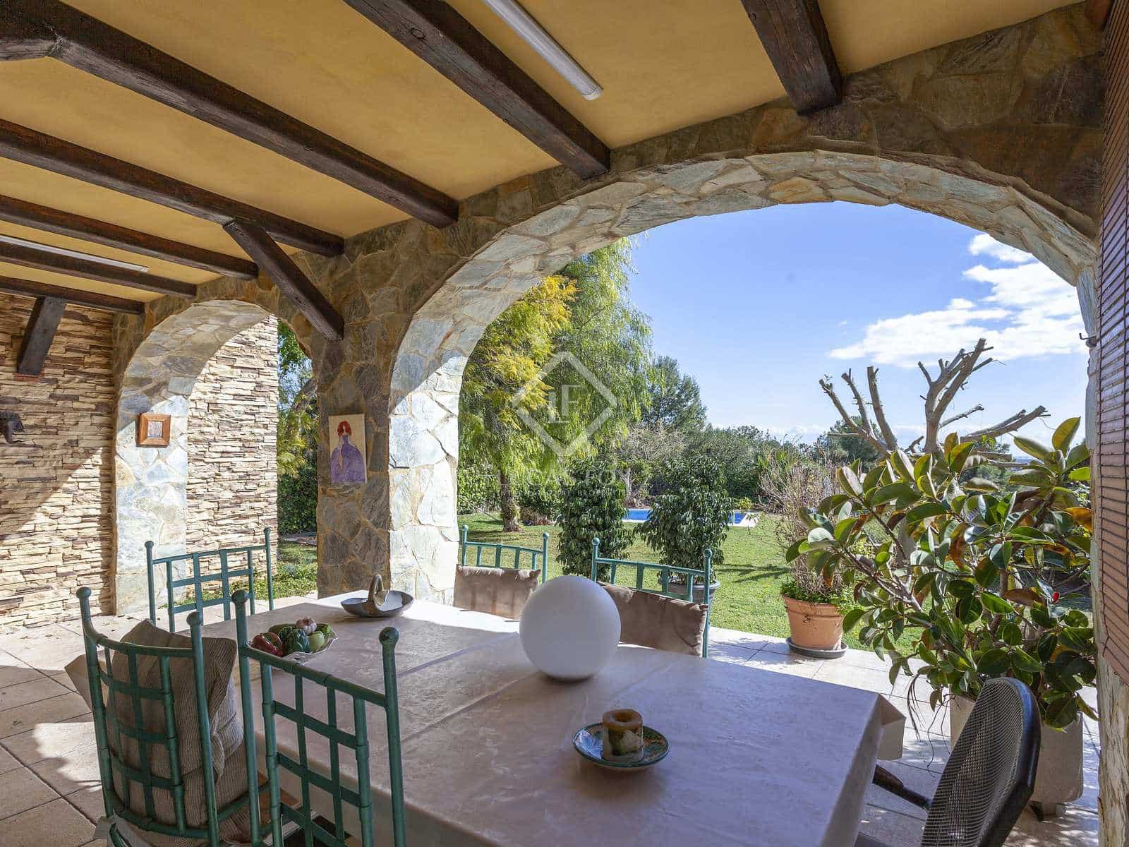 4 soverom Villa til salgs i Pucol med svømmebasseng garasje - € 1 100 000 (Ref: 7358609)