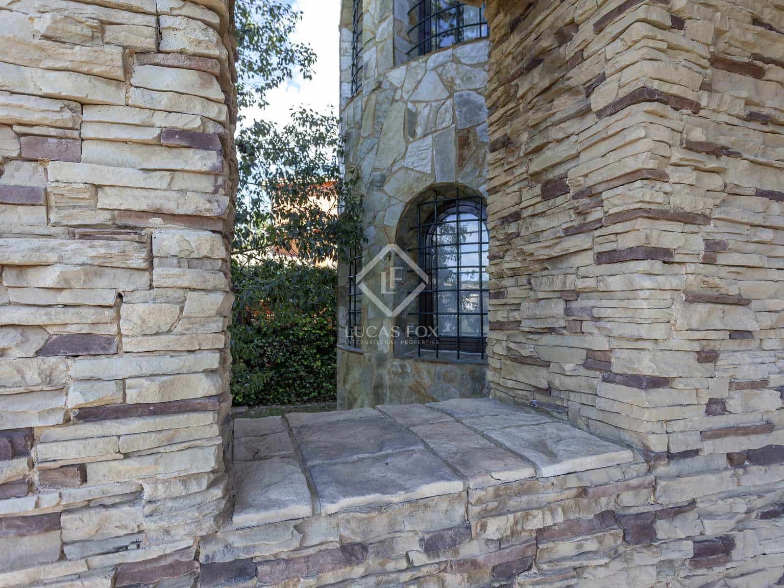 4 soverom Villa til salgs i Pucol med svømmebasseng garasje - € 1 100 000 (Ref: 7358609)