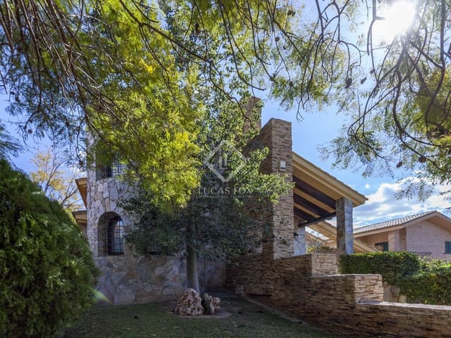 4 bedroom Villa for sale in Puçol with pool garage - € 1,100,000 (Ref: 7358609)