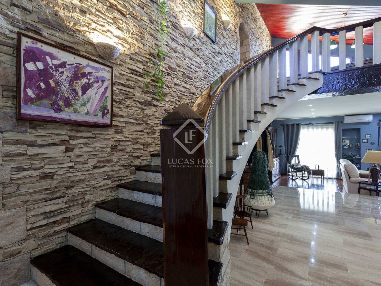 4 soverom Villa til salgs i Pucol med svømmebasseng garasje - € 1 100 000 (Ref: 7358609)