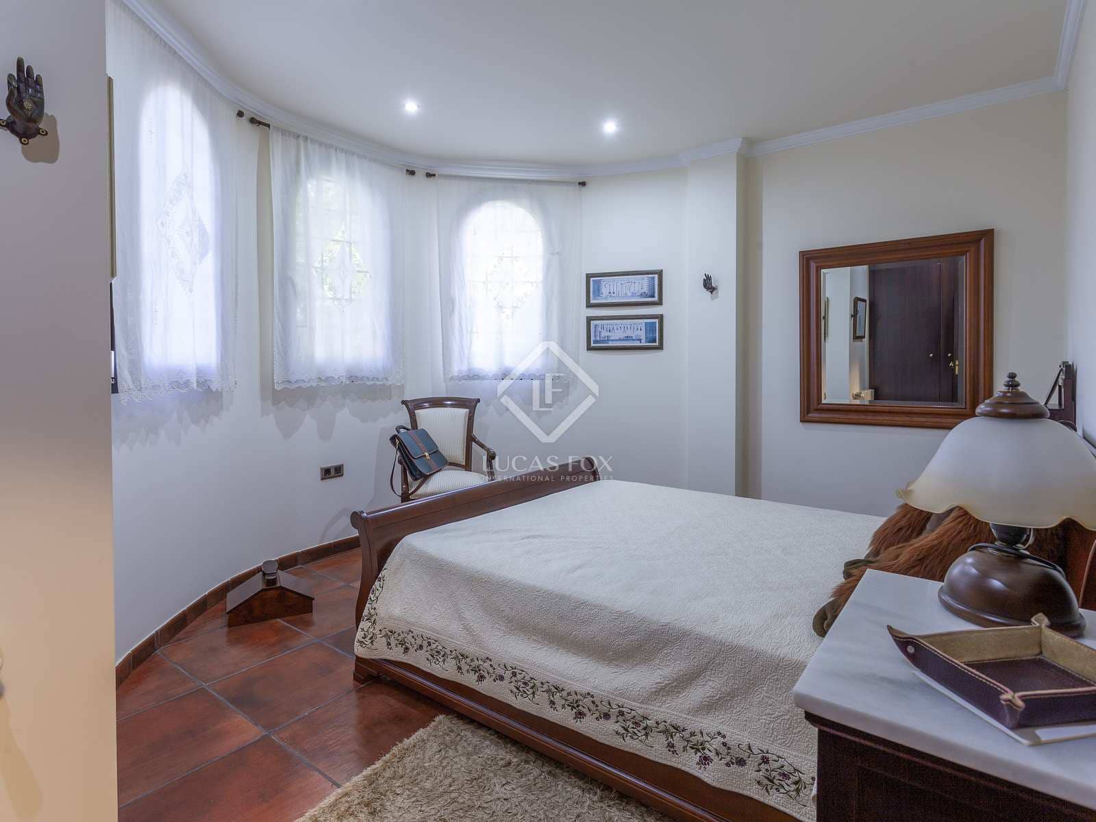 4 soverom Villa til salgs i Pucol med svømmebasseng garasje - € 1 100 000 (Ref: 7358609)